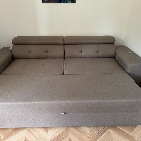Appartement Cosy Avec Balcon Et Piscine Besanzón Exterior foto