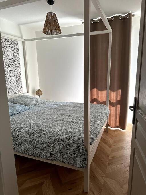 Appartement Cosy Avec Balcon Et Piscine Besanzón Exterior foto